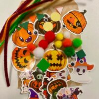 Les essentiels pochette BOO bricolage halloween